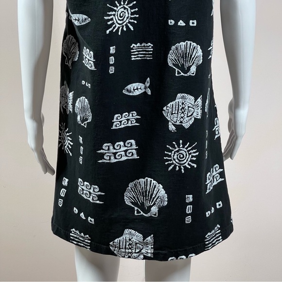 Seaside Vintage Black Dress - Picture 11 of 11